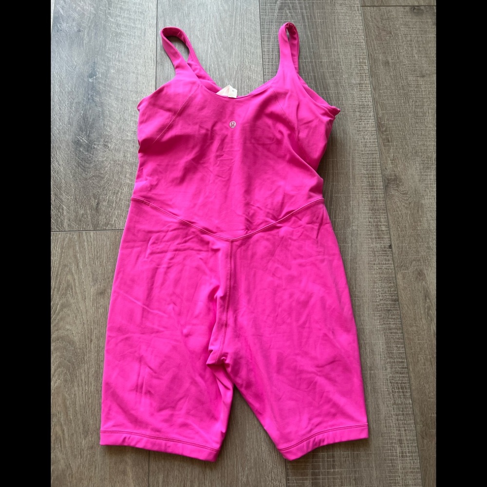 Lululemon Align Onesie 8" in Sonic Pink Size 12 - Picture 5 of 5